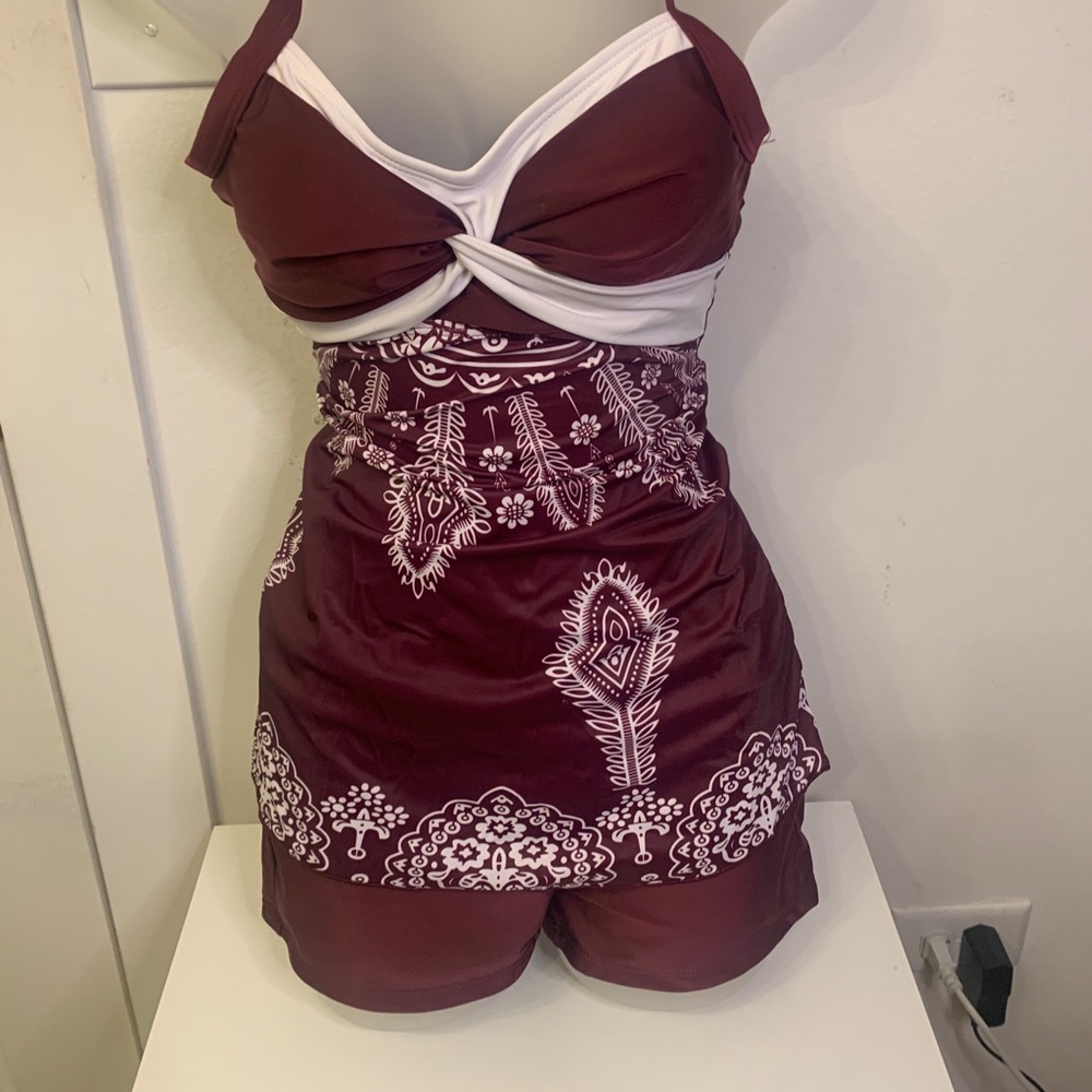 Tankini shorts and tank maroon NWOT